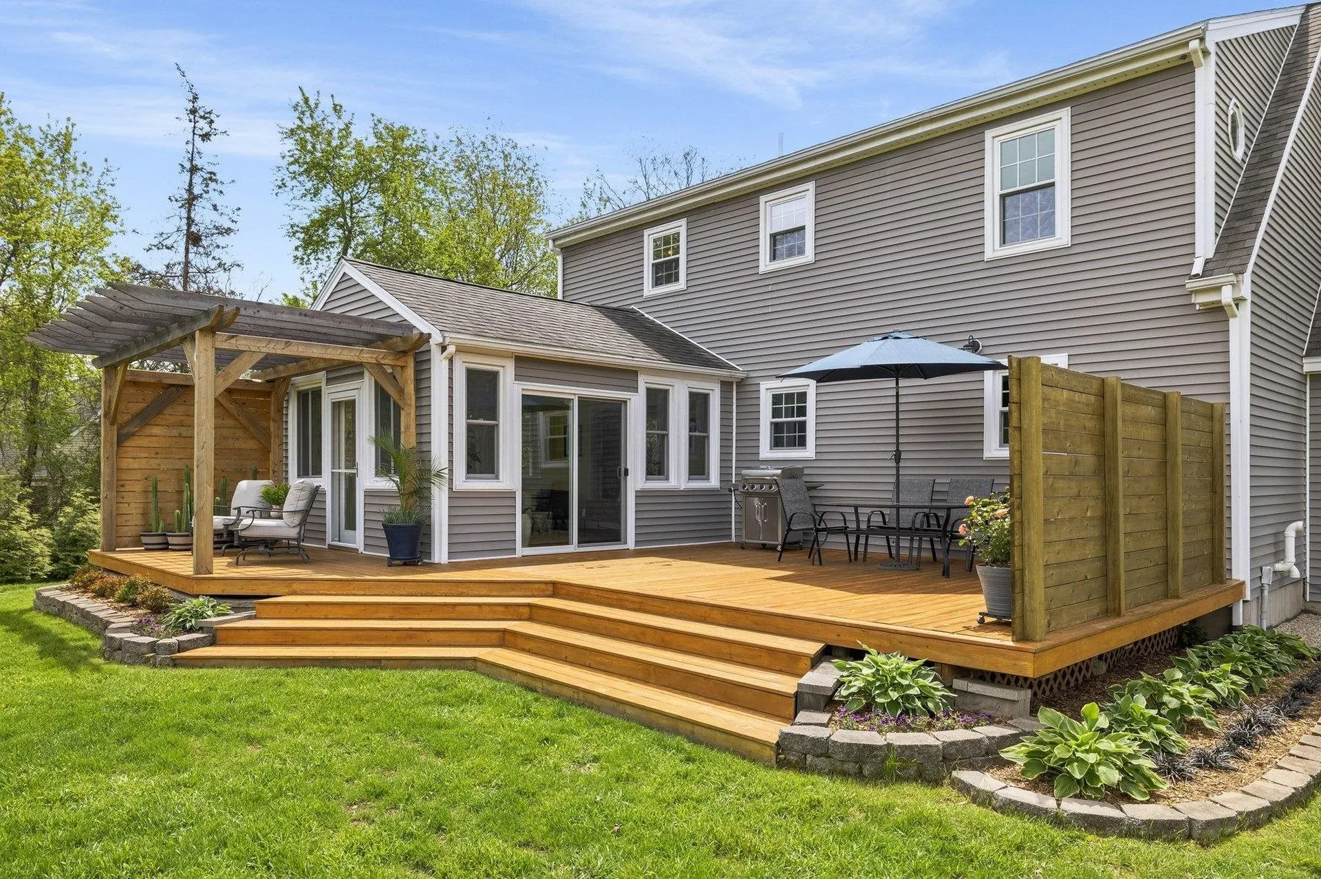 95 Willowbrook Avenue Stratham NH 03885