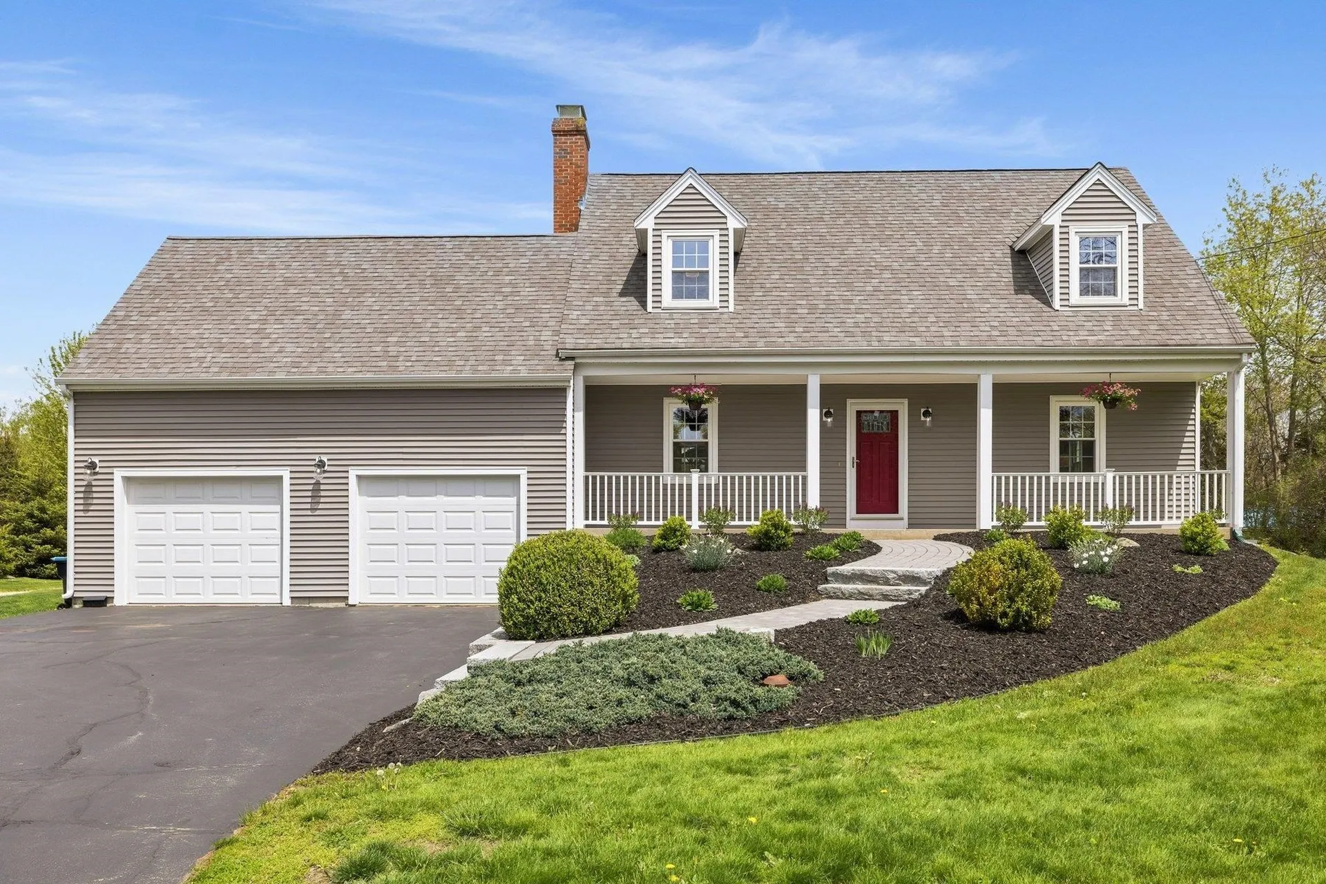 95 Willowbrook Avenue Stratham NH 03885
