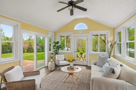 95 Willowbrook Avenue Stratham NH 03885