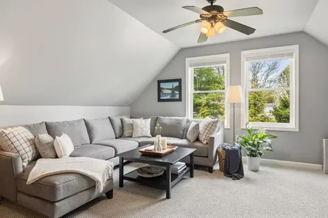 95 Willowbrook Avenue Stratham NH 03885
