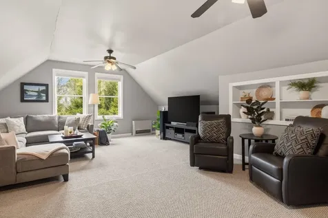 95 Willowbrook Avenue Stratham NH 03885