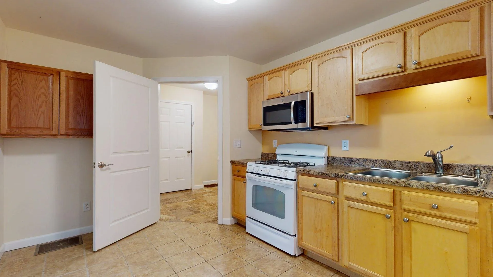 79 Fern Court Colchester VT 05446