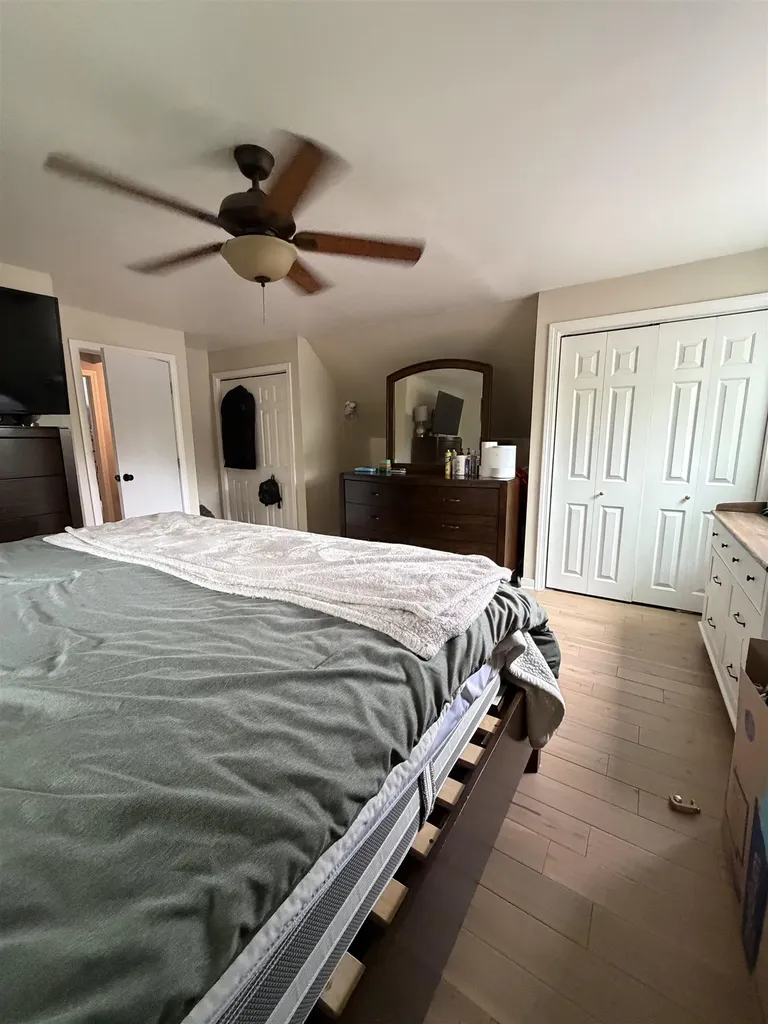 34 B Street Hudson NH 03053