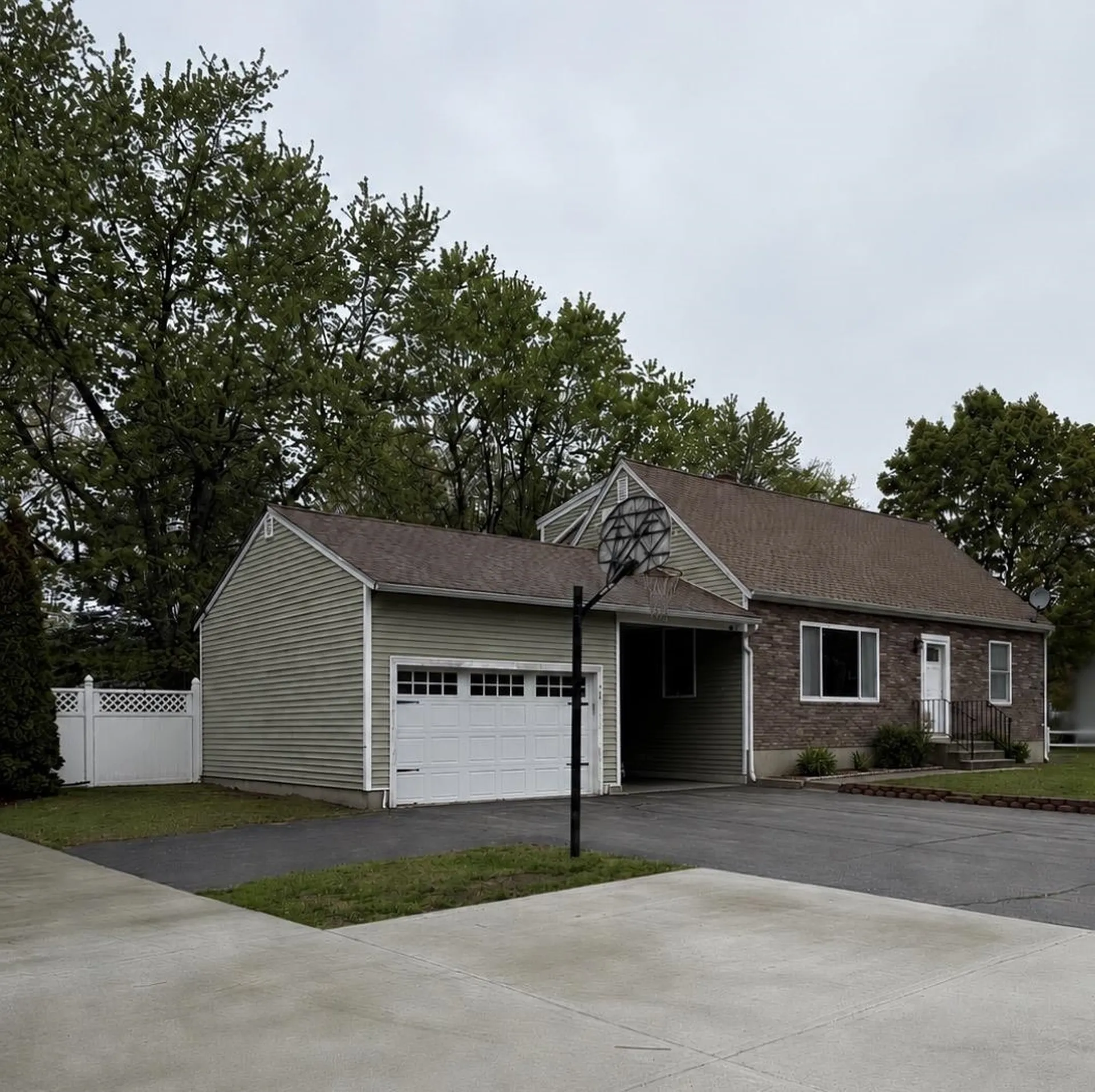 34 B Street Hudson NH 03053