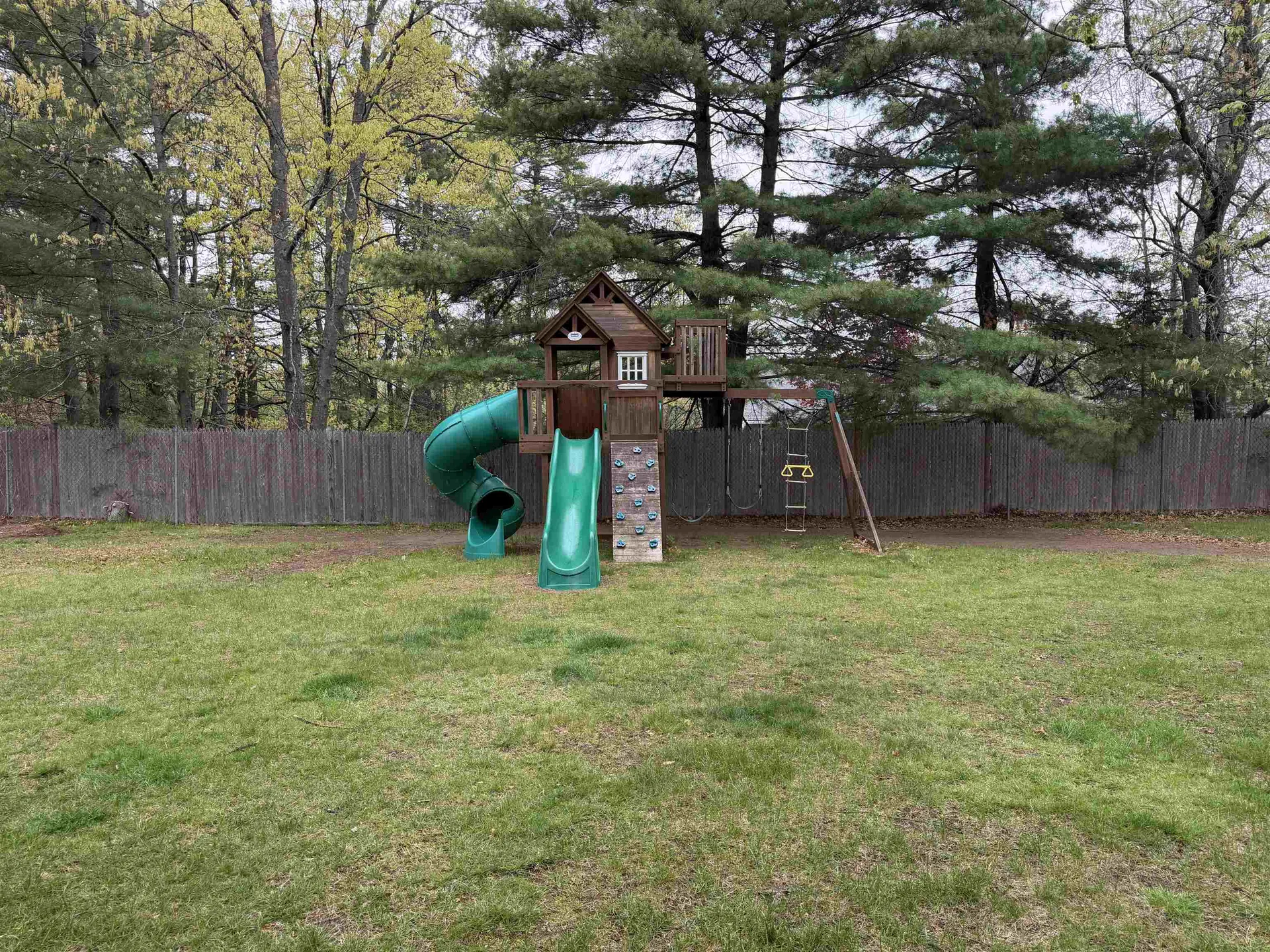 34 B Street Hudson NH 03053