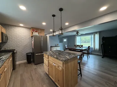 34 B Street Hudson NH 03053