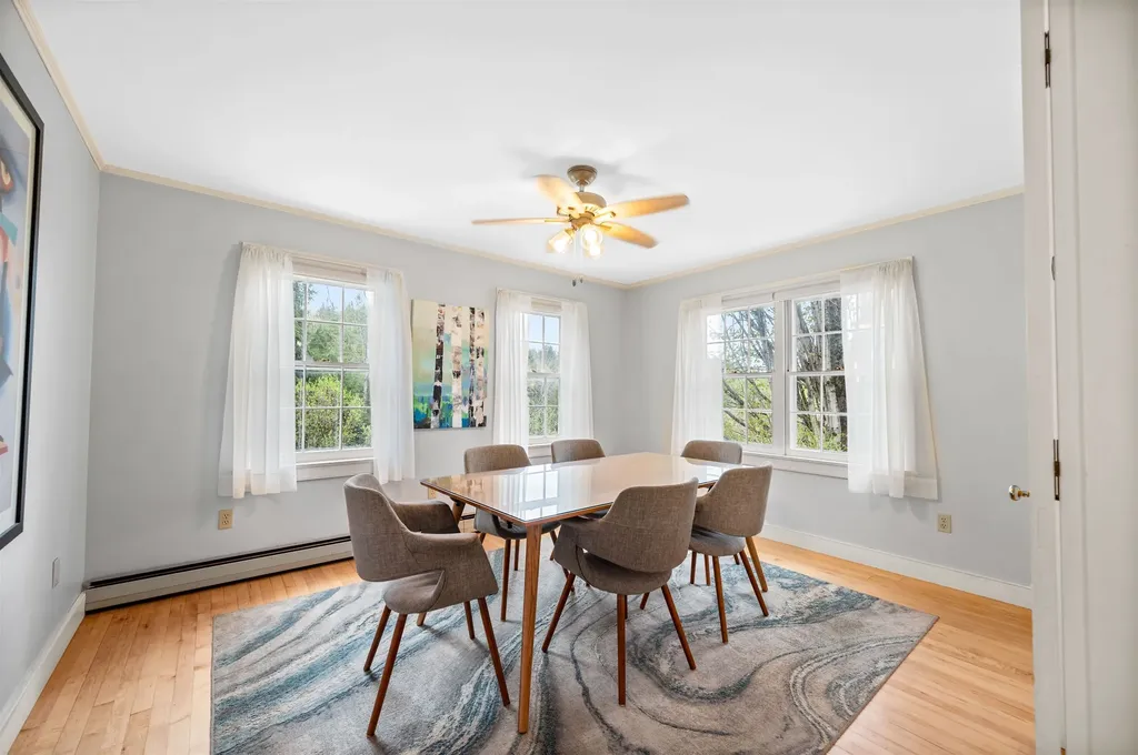 92 Coolidge Circle St. Johnsbury VT 05819