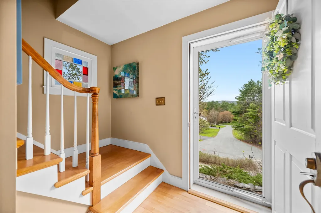 92 Coolidge Circle St. Johnsbury VT 05819