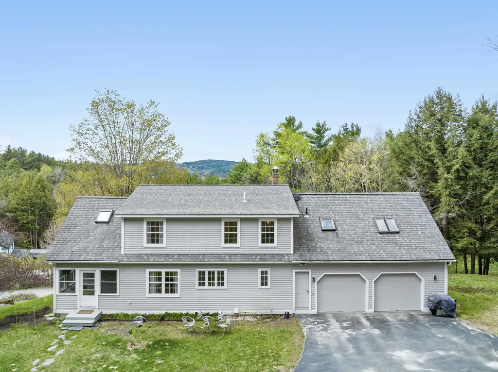 92 Coolidge Circle St. Johnsbury VT 05819