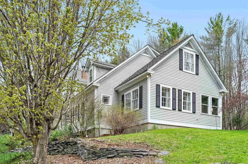 92 Coolidge Circle St. Johnsbury VT 05819