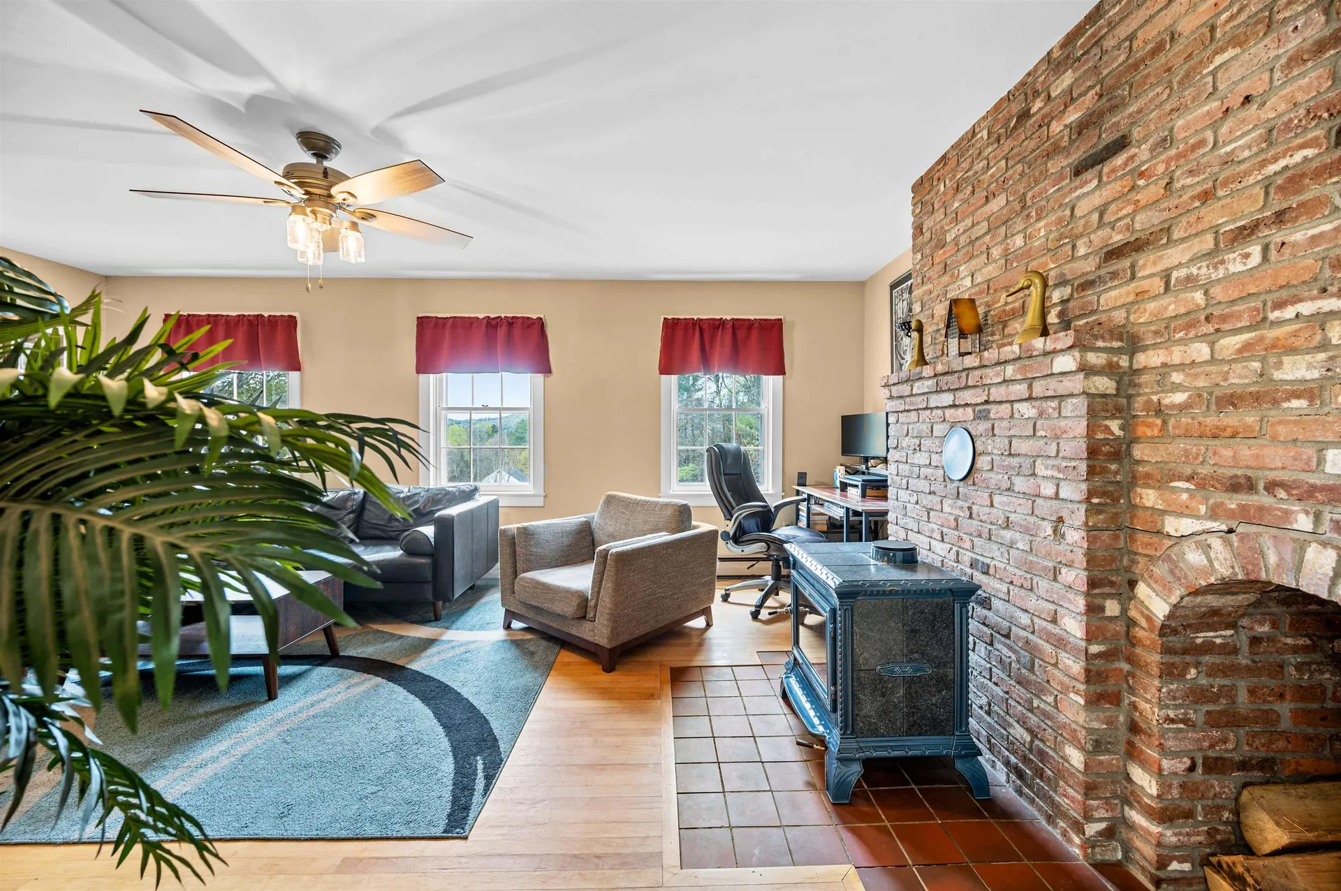 92 Coolidge Circle St. Johnsbury VT 05819