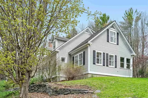 92 Coolidge Circle St. Johnsbury VT 05819