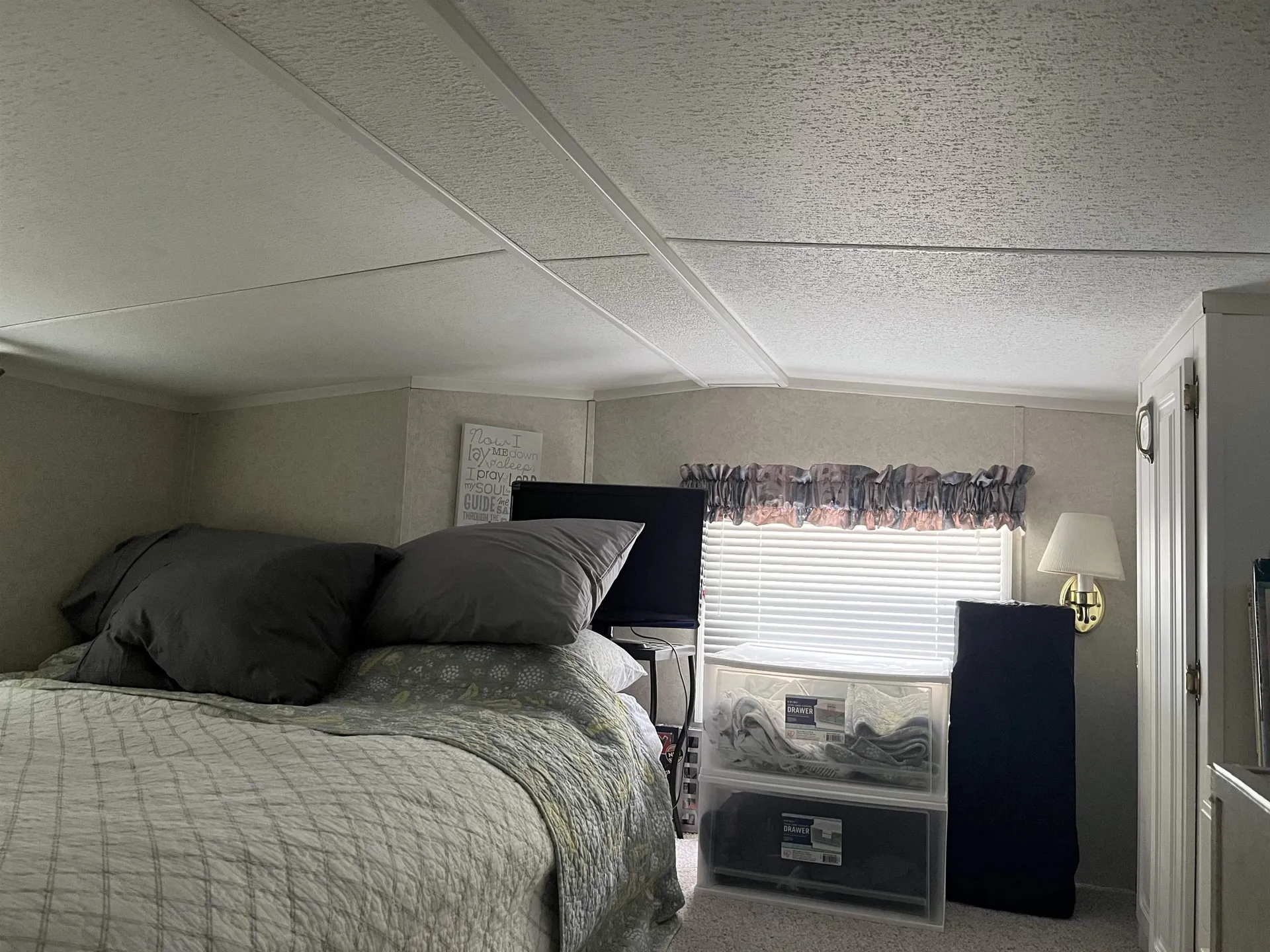 8 Boulders Road Holderness NH 03245