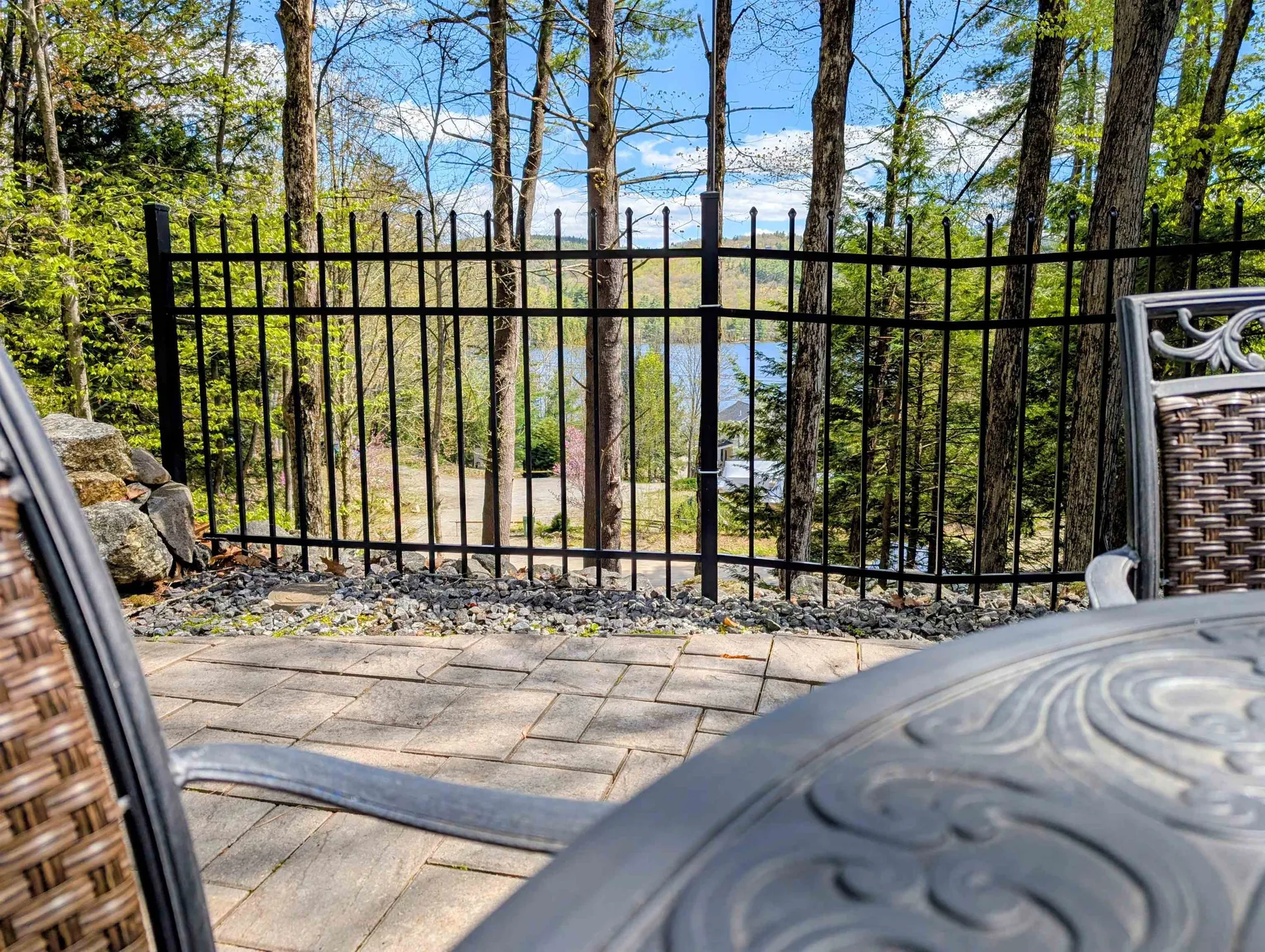 8 Boulders Road Holderness NH 03245