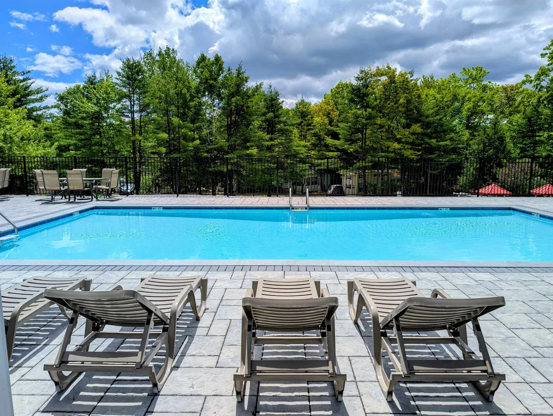 8 Boulders Road Holderness NH 03245