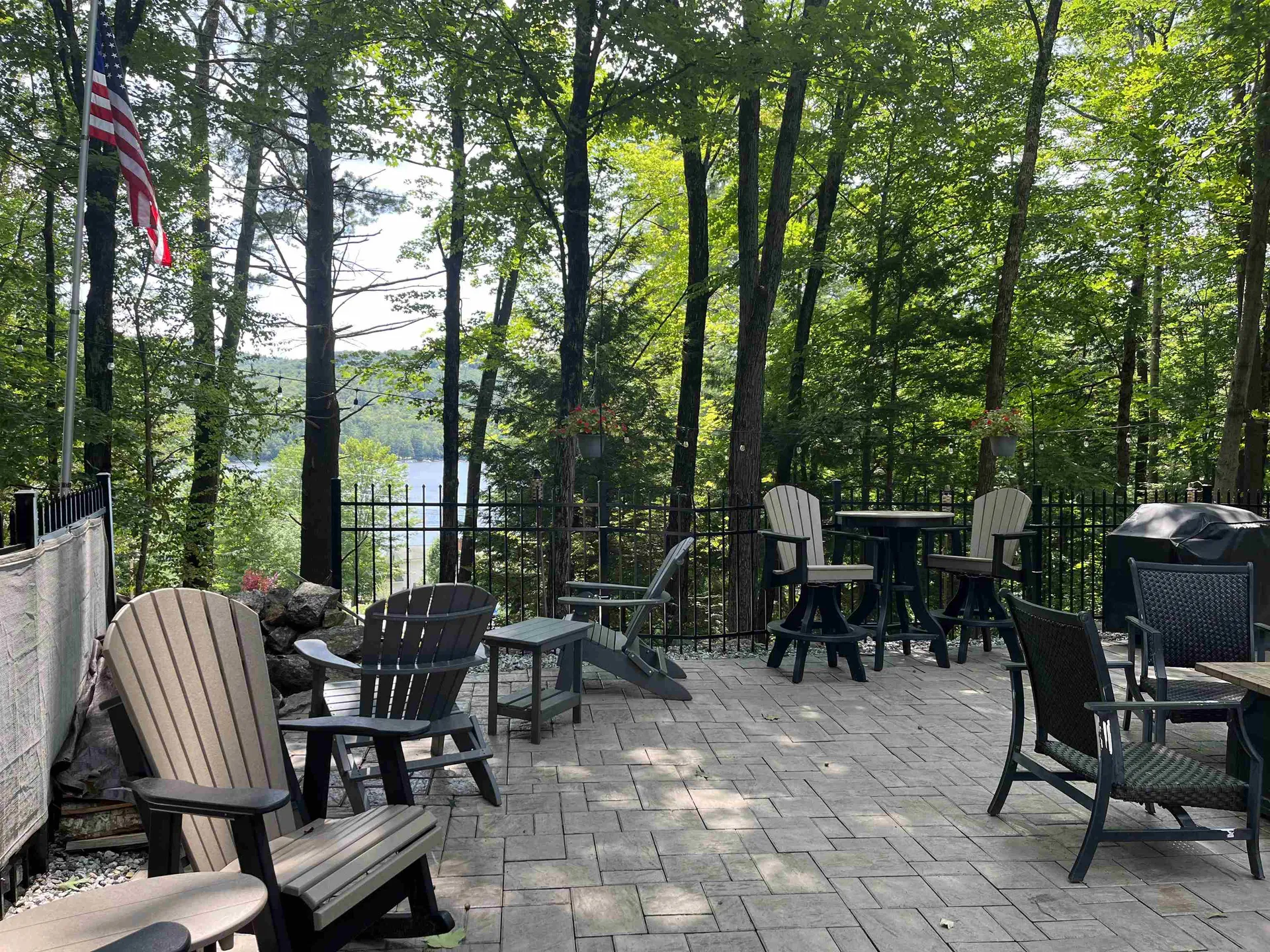 8 Boulders Road Holderness NH 03245