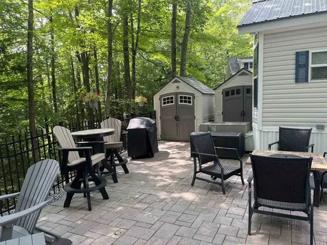 8 Boulders Road Holderness NH 03245