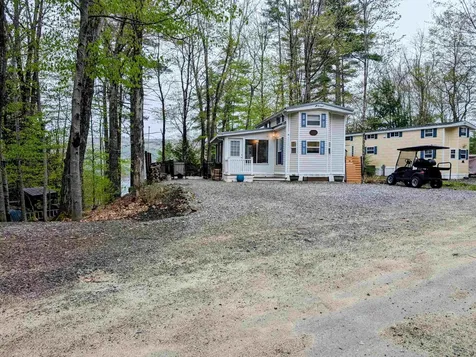 8 Boulders Road Holderness NH 03245