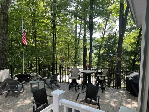 8 Boulders Road Holderness NH 03245