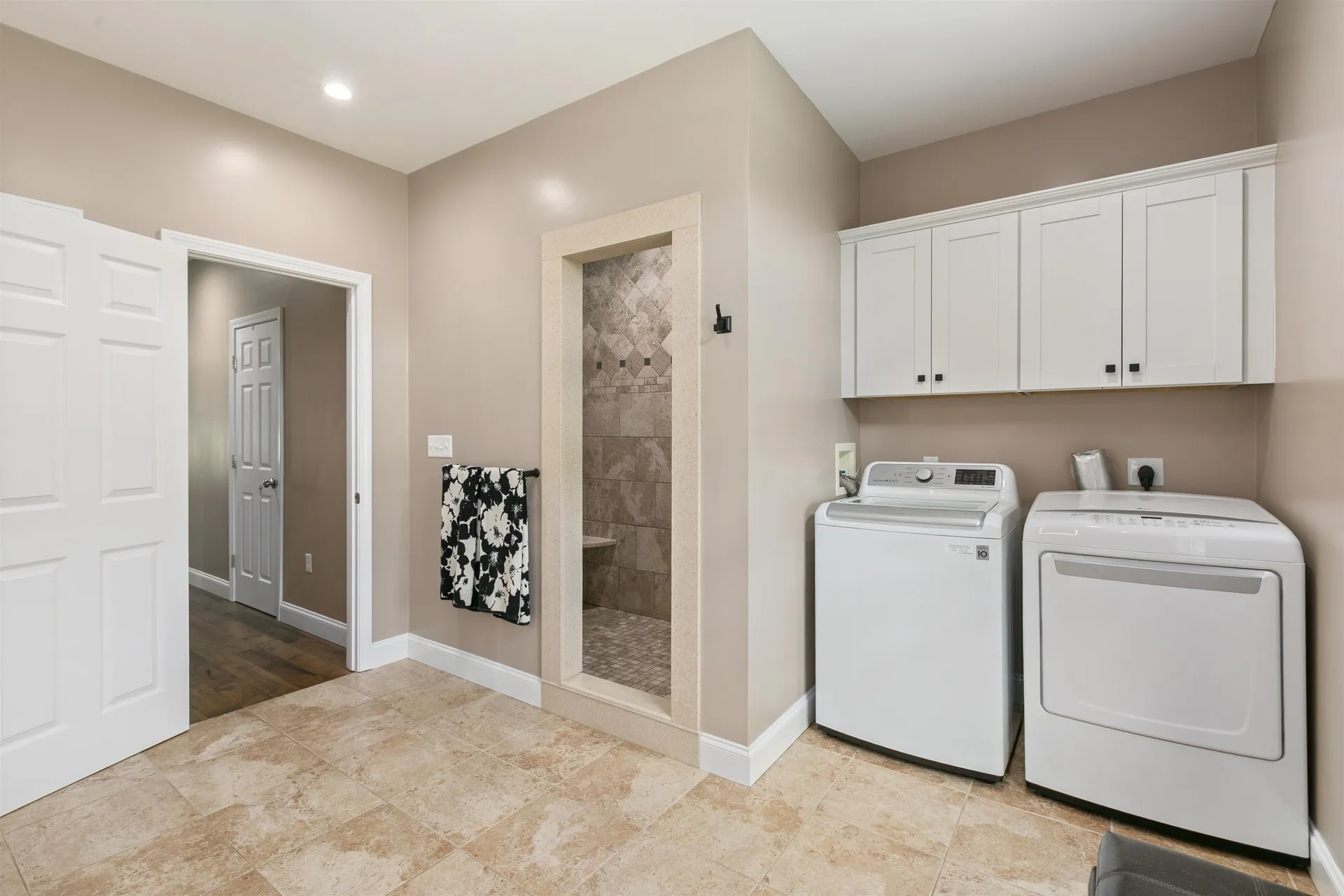 5 Primrose Lane Salem NH 03079