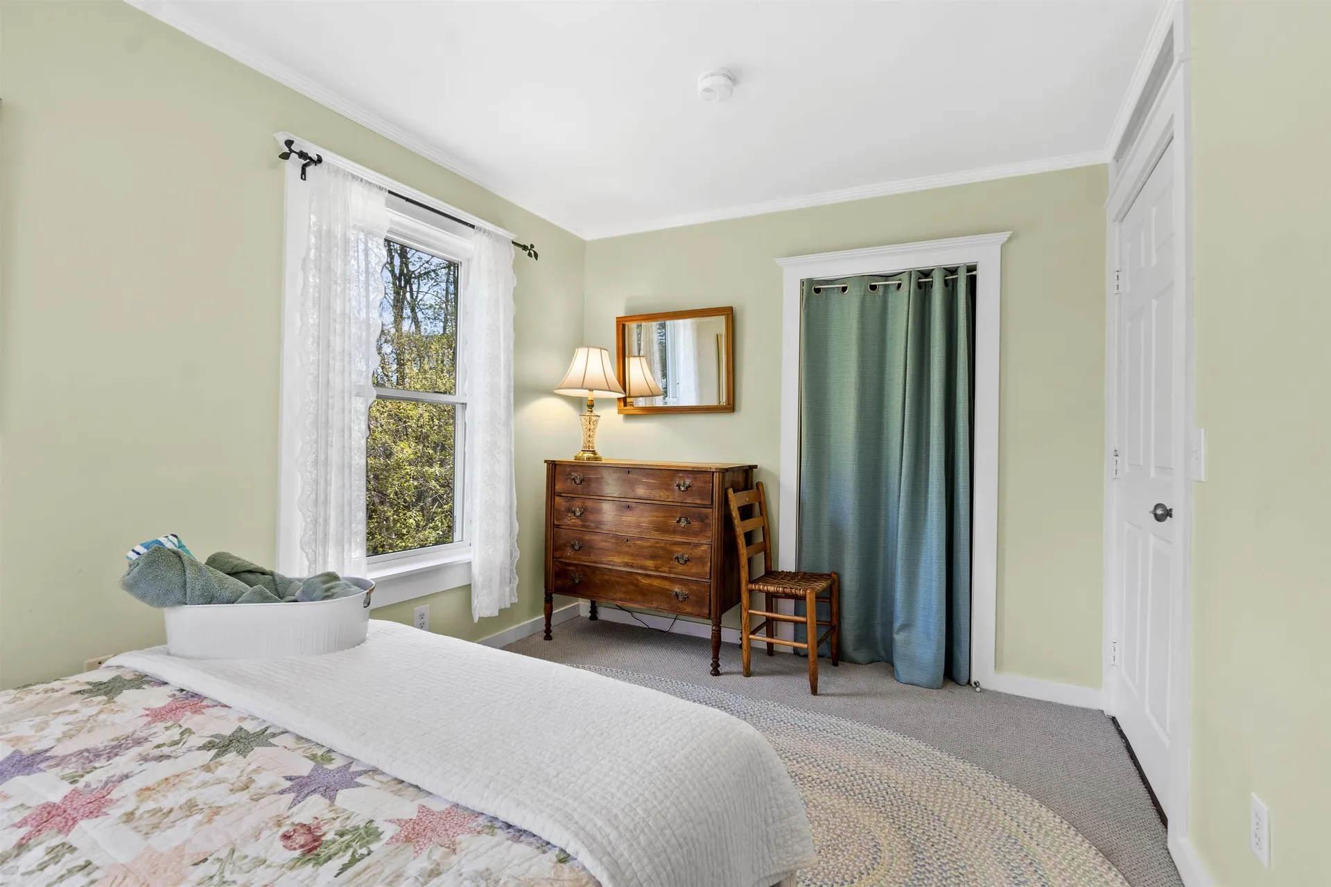 17 Elizabeth Street Portland ME 04108-1168