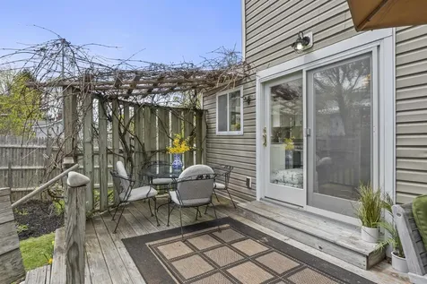 17 Elizabeth Street Portland ME 04108-1168