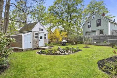 17 Elizabeth Street Portland ME 04108-1168