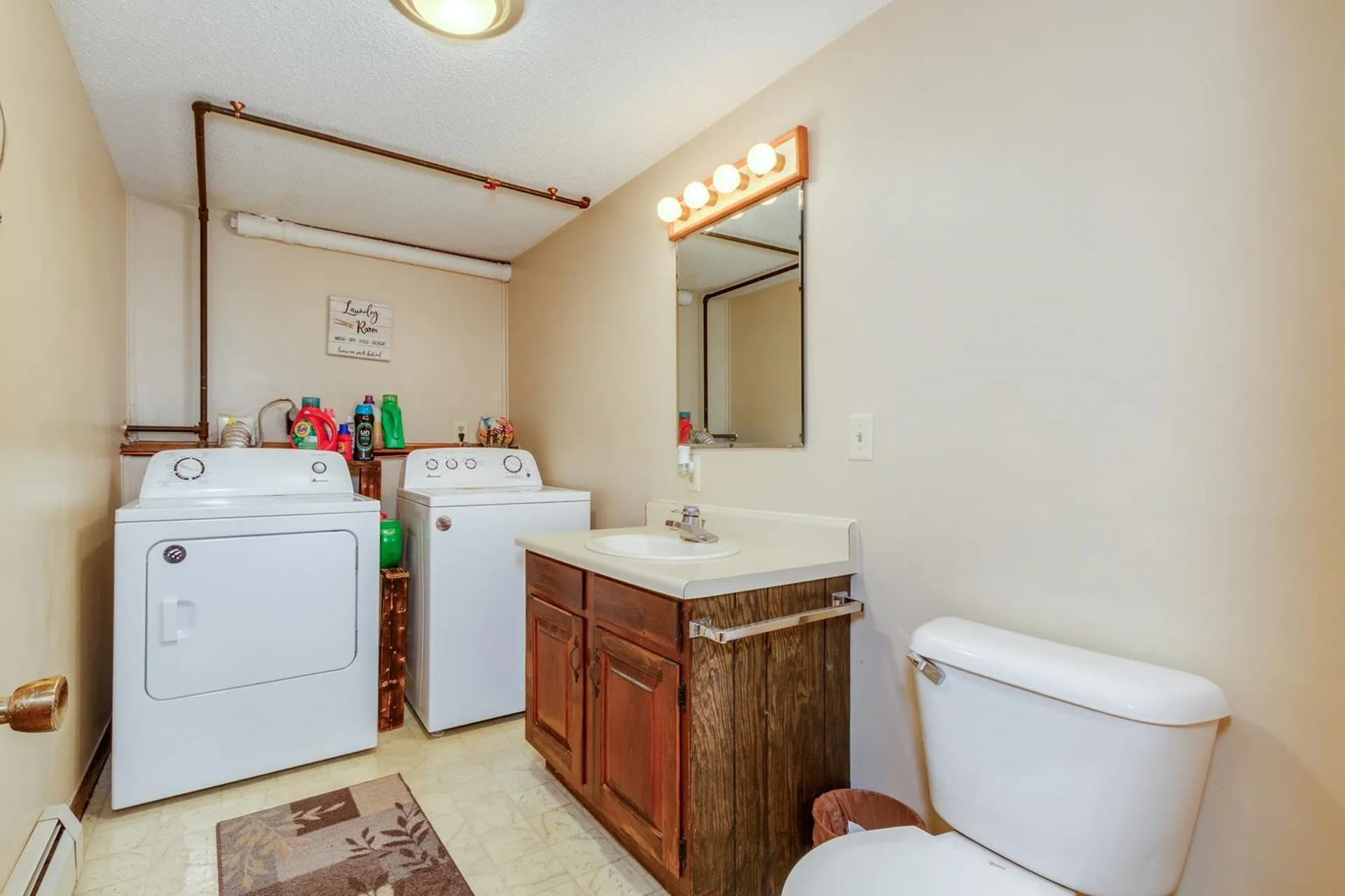 11 Mathew Drive Merrimack NH 03054