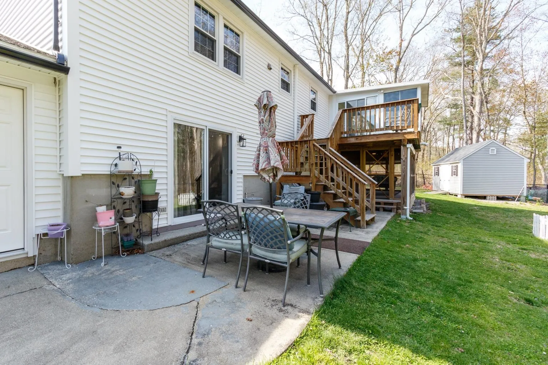 11 Mathew Drive Merrimack NH 03054