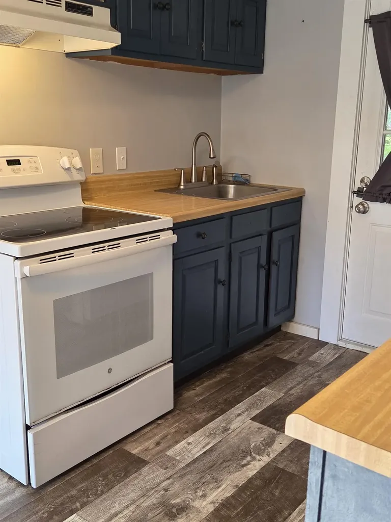 562 Nh Route 103 Sunapee NH 03782
