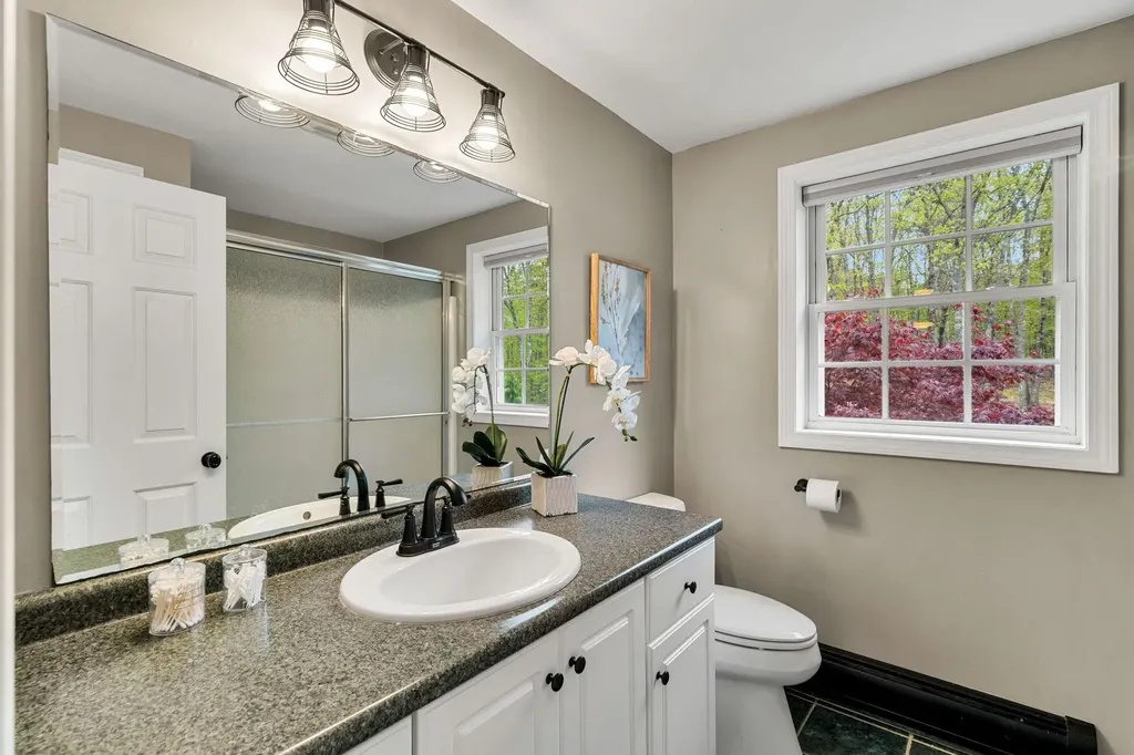 36 Peppermint Street Goffstown NH 03045