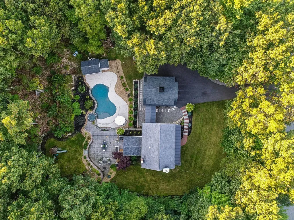 36 Peppermint Street Goffstown NH 03045