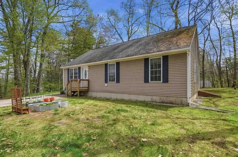 26 Ash Street Northwood NH 03261