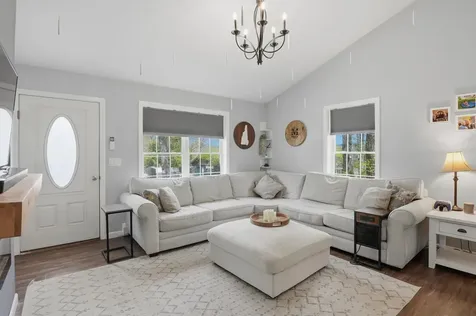 26 Ash Street Northwood NH 03261