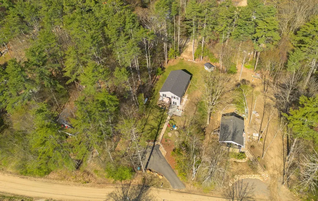 58 Damsite Road Barnstead NH 03225