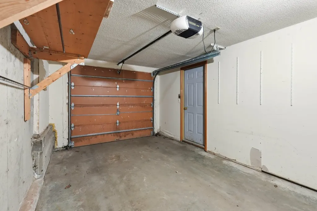 15 Walnut Circle Merrimack NH 03054
