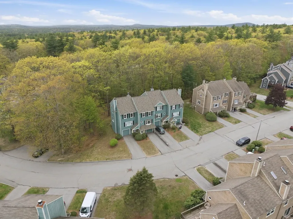 15 Walnut Circle Merrimack NH 03054