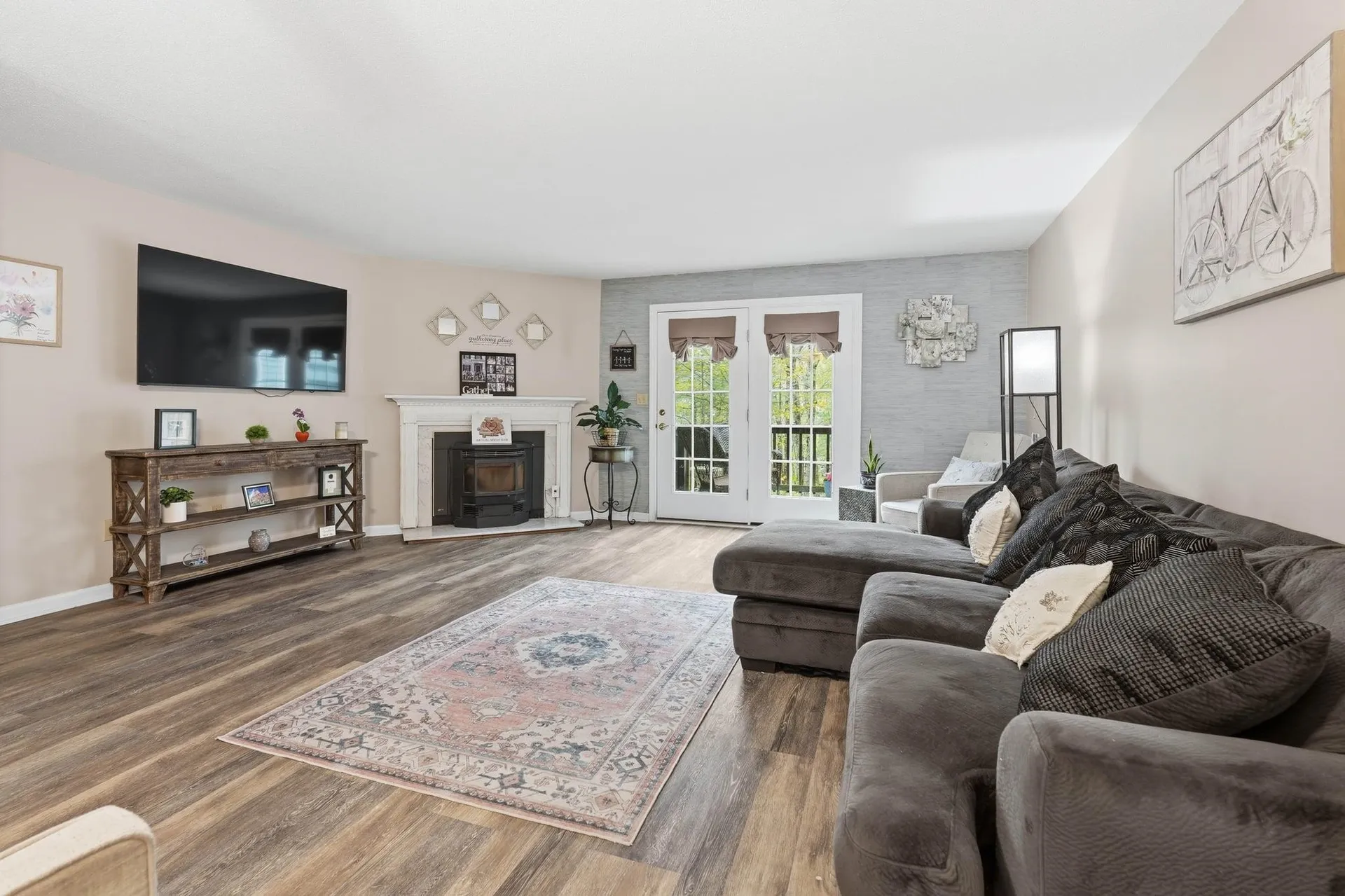 15 Walnut Circle Merrimack NH 03054