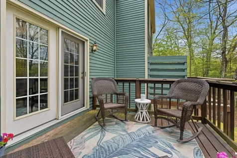 15 Walnut Circle Merrimack NH 03054