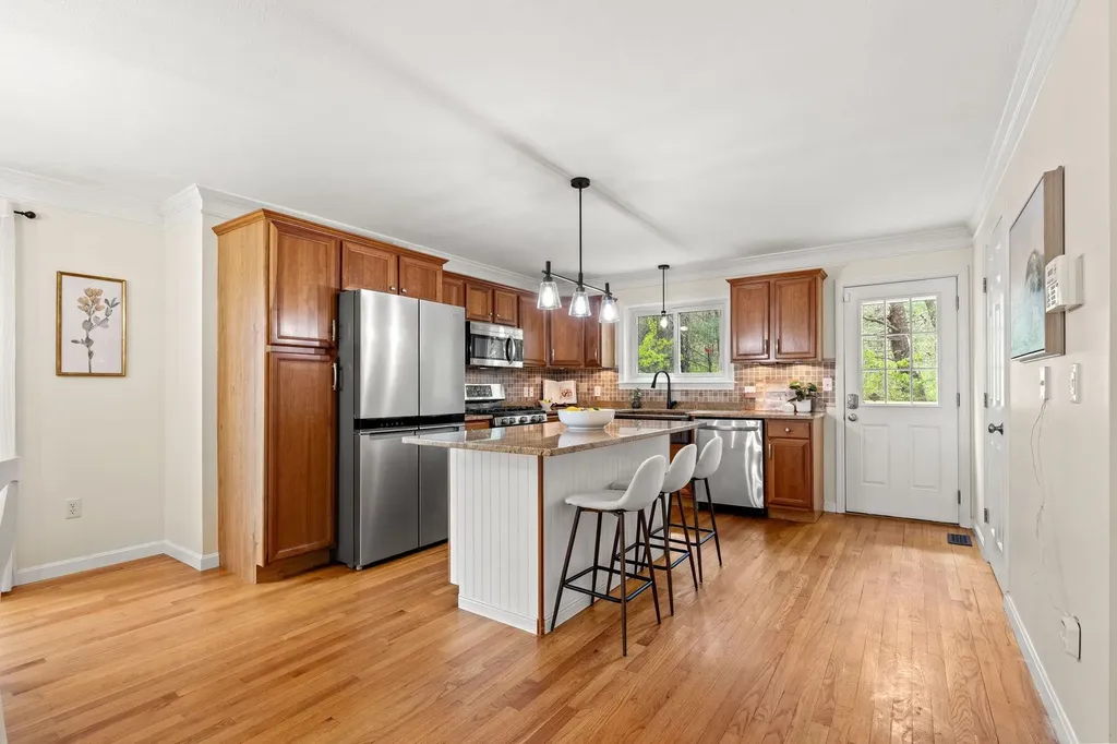 9 Chandler Lane Epping NH 03042