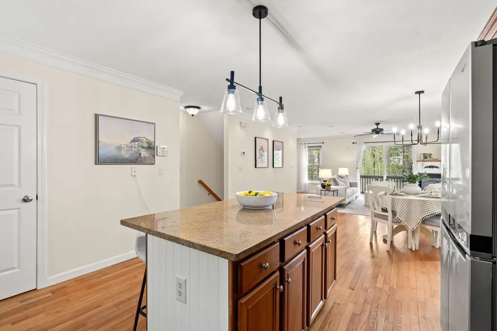 9 Chandler Lane Epping NH 03042