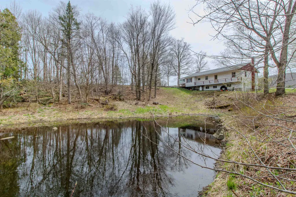 2029 Ten Mile Square Road Charleston VT 05846
