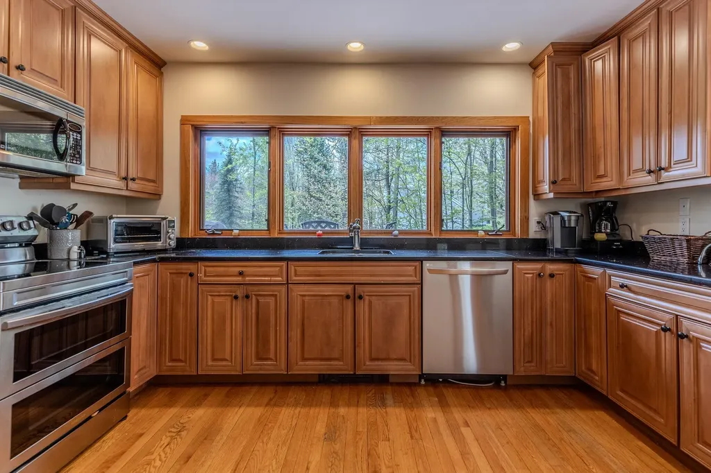 178 High Meadow Road Winhall VT 05340
