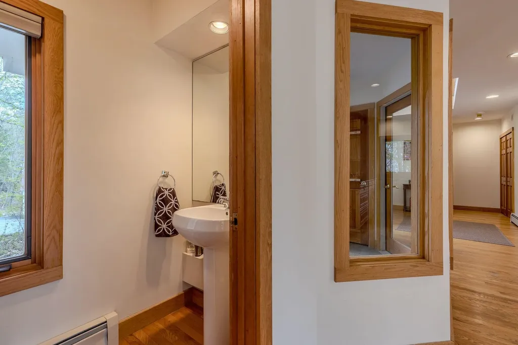 178 High Meadow Road Winhall VT 05340