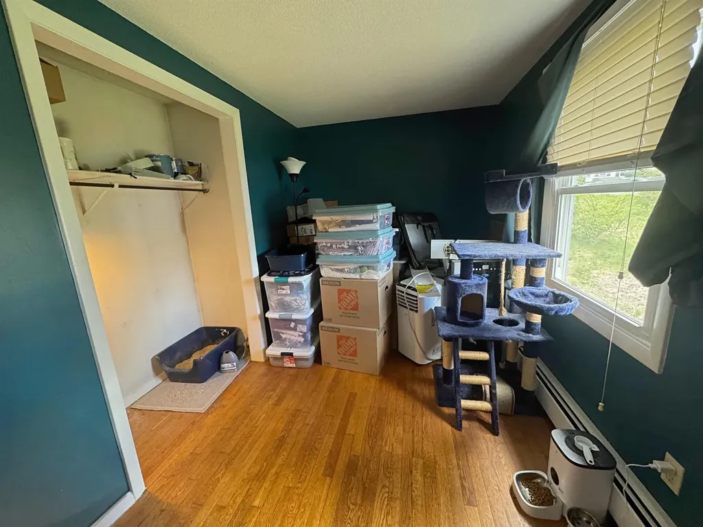 20 Edwin Avenue Claremont NH 03743