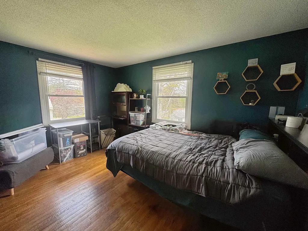 20 Edwin Avenue Claremont NH 03743