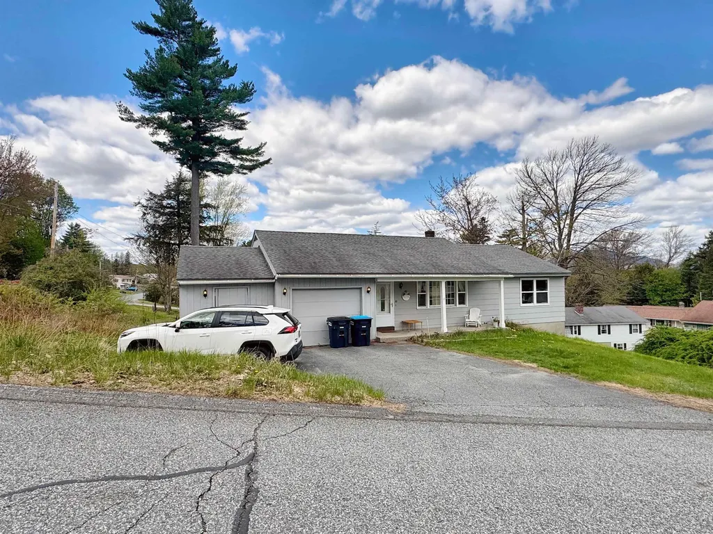 20 Edwin Avenue Claremont NH 03743