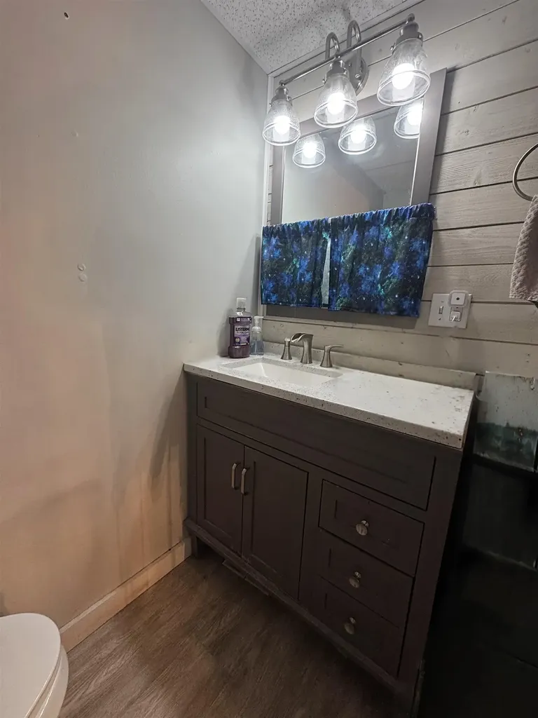 20 Edwin Avenue Claremont NH 03743