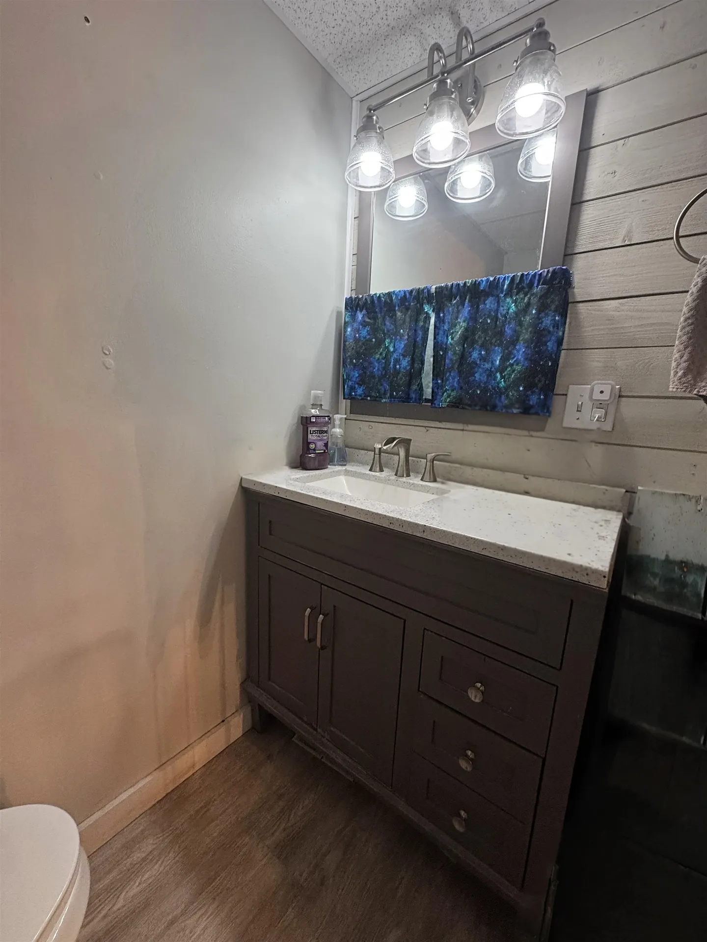 20 Edwin Avenue Claremont NH 03743
