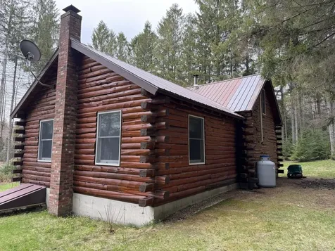 534 Curtis Road Morgan VT 95853